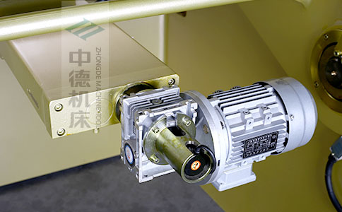 ZDS-450后檔料減速電機(jī)，質(zhì)量好，模擬運(yùn)算定位速度快.jpg